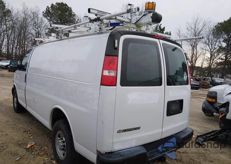 2019 Chevrolet Express 2500 Work Van из США, поврежденный, VIN 1GCWGAFP1K1298085